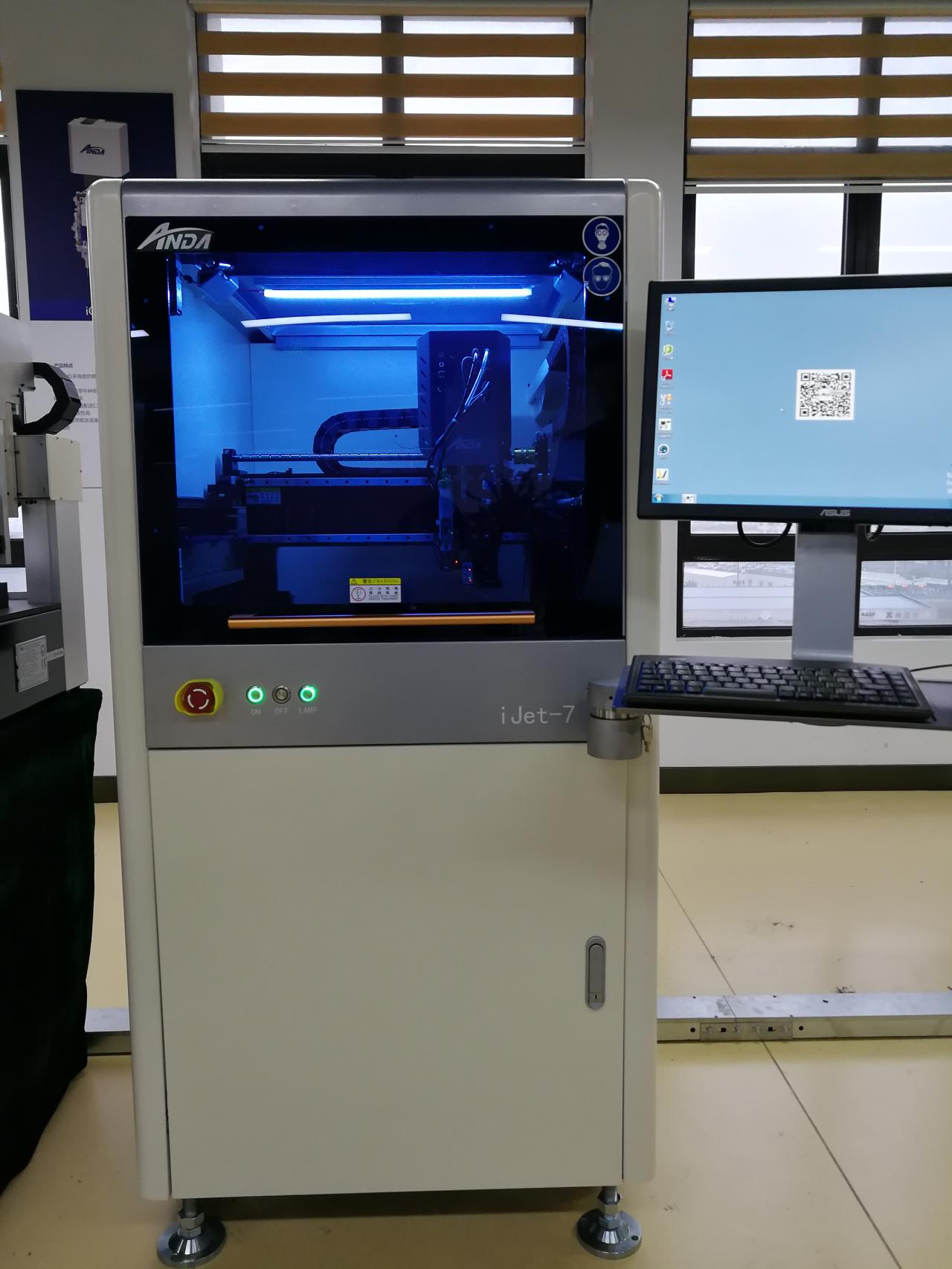 精密高速点胶机